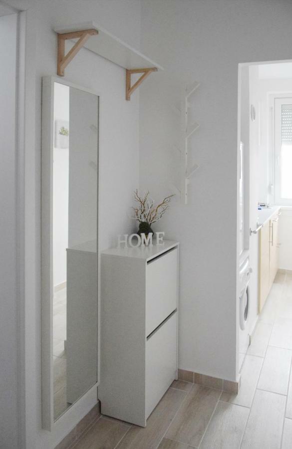 White Almond Apartment Budapesta Exterior foto