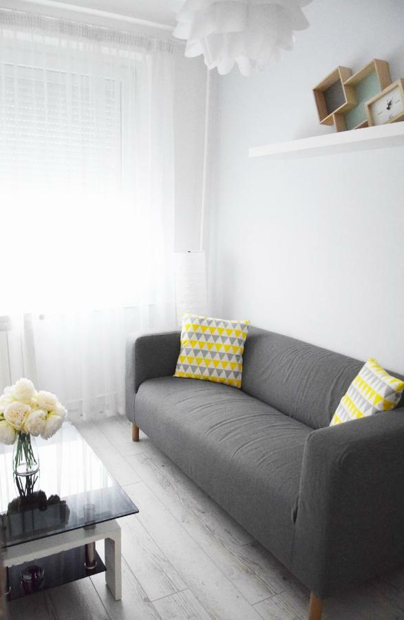 White Almond Apartment Budapesta Exterior foto